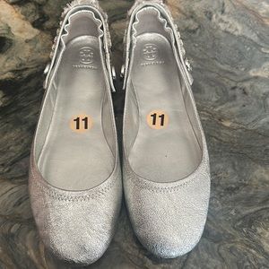 Size 11 Silver Tory Purch Ballet Shoe.